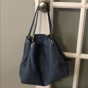 Blue coach handbag (barely used)